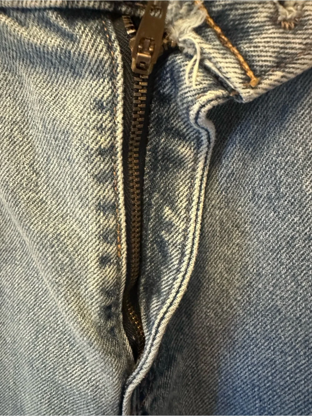 Levi's Relaxed Fit 550 Jeans size 11 medium